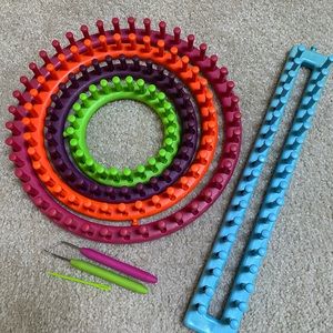 Circular Knitting and Scarf Maker